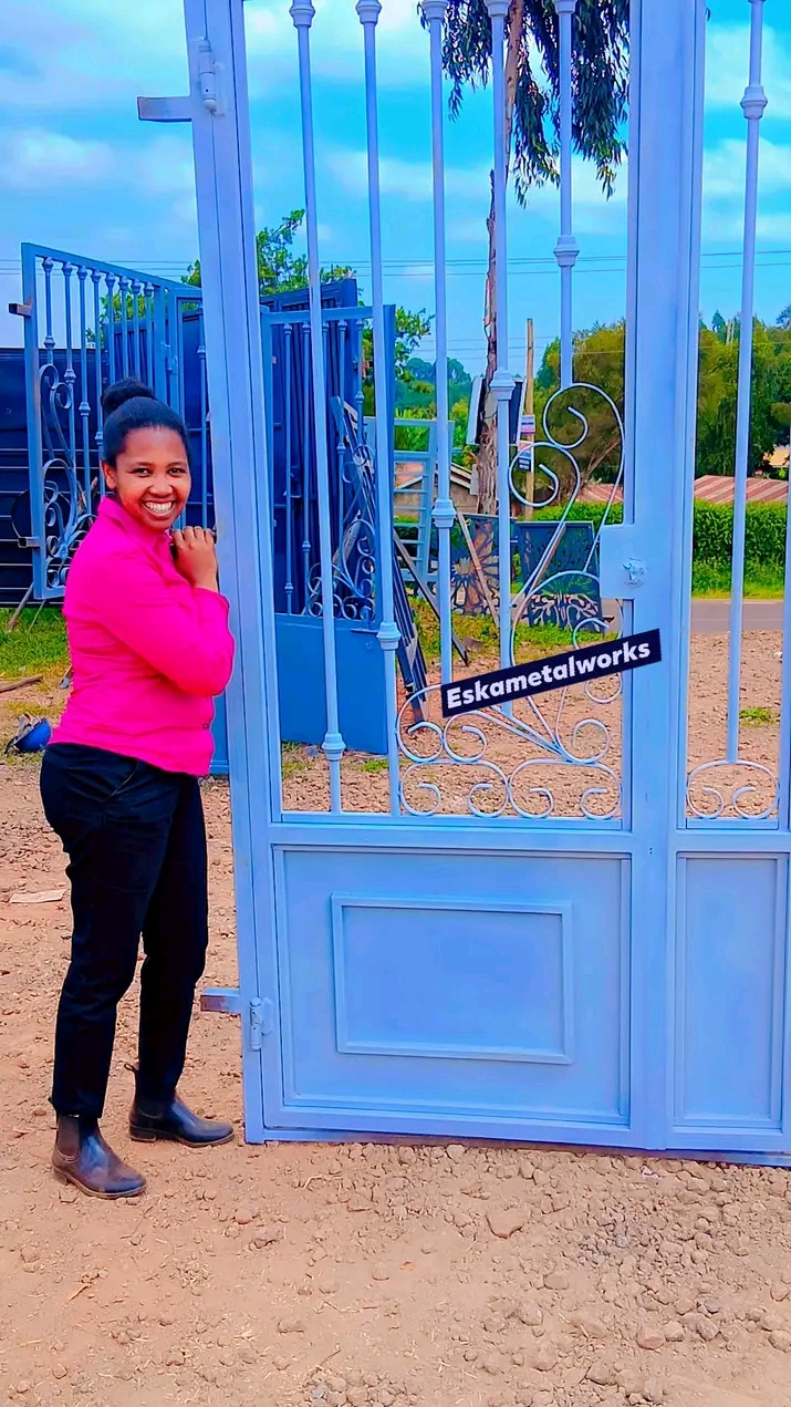 Steel Gate Installation